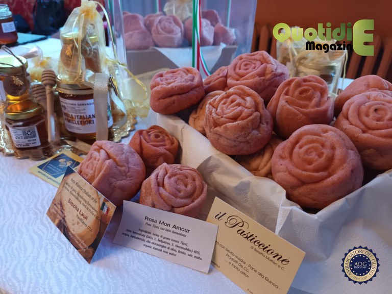Pane Rosa Mon Amour di Simona Lauri e Matteo Beretta